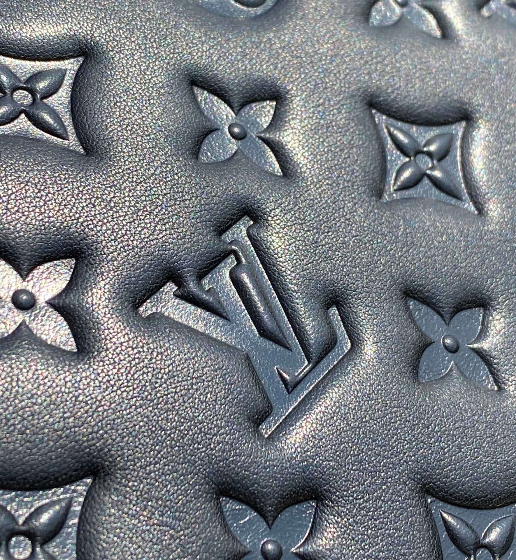 非市场普通货 进口皮料半钢五金 m57790尺寸26*20*12cm 海外渠道到货，在今年已经出场的宝藏