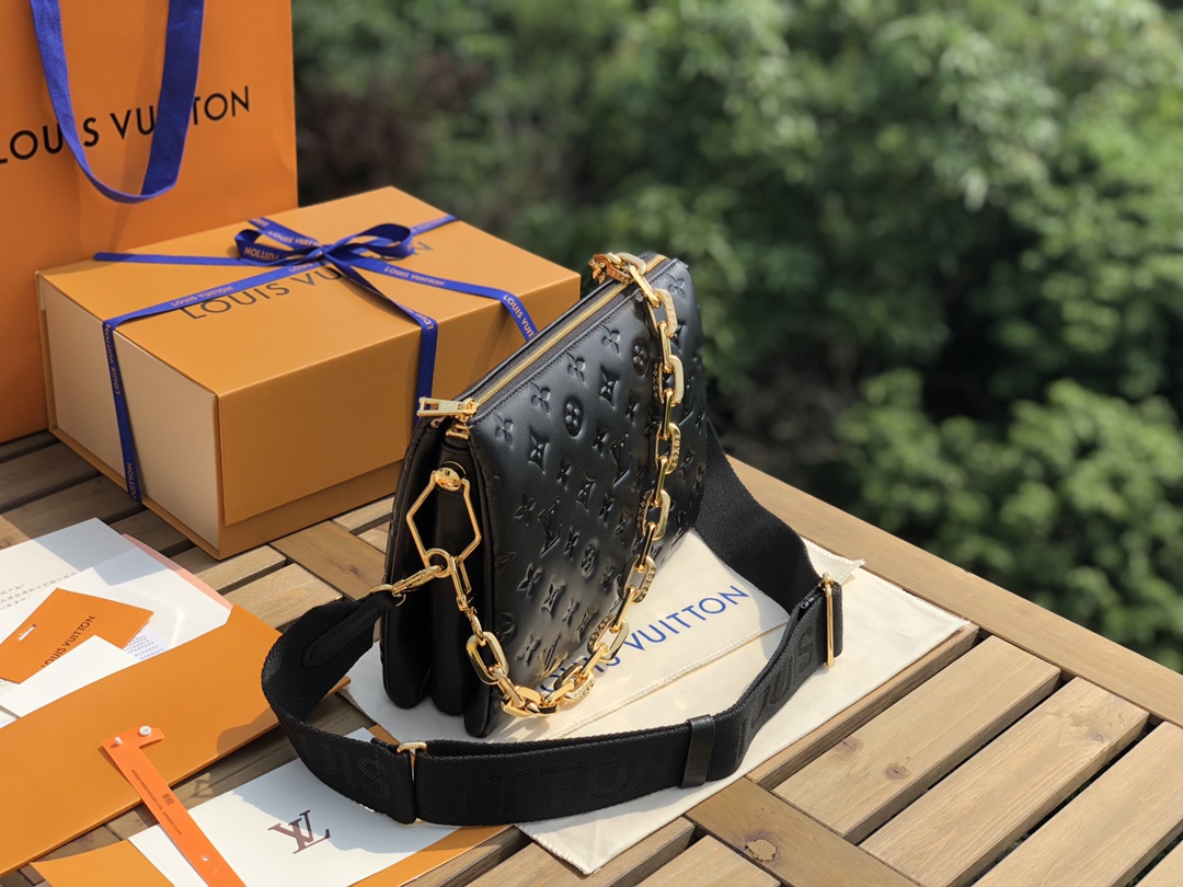 非市场普通货 进口皮料半钢五金 m57790尺寸26*20*12cm 海外渠道到货，在今年已经出场的宝藏