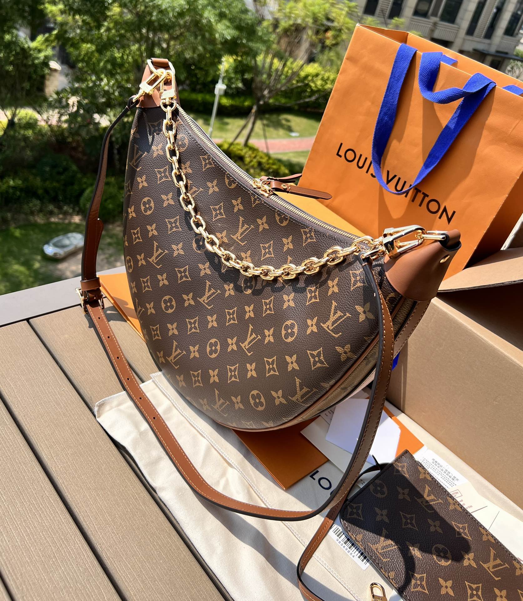 🌼 m46311尺寸：38×26×10cmLV海外渠道资源特供大号豌豆包❗️这款流浪汉环形包灵活宽敞，结