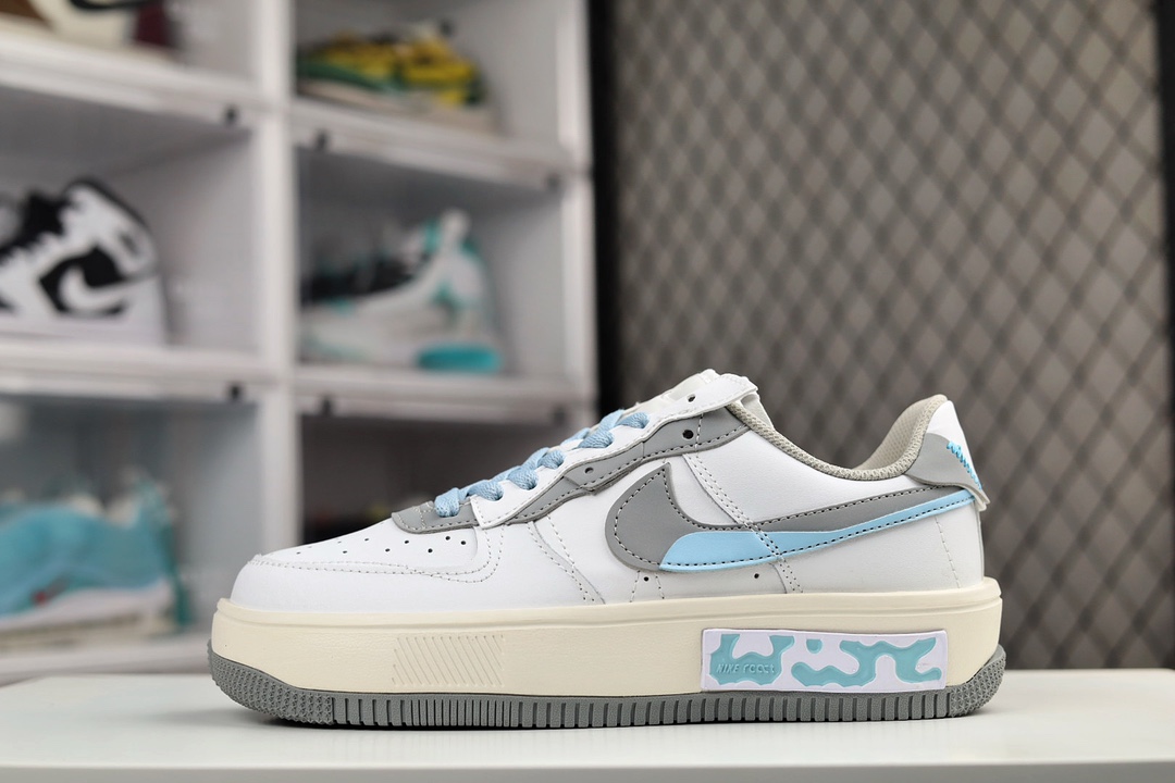 H0 NK Air Force 1 Fontanka “尼斯湖” CW6688- F5 1 空军丰塔卡系列 鞋身摆脱传统空军一贯的厚重感 大底原材modo 鞋底十足的弹力 赋予空军的“踩屎感” 离开地球表面 原楦头原纸板 鞋码：35.5 36 36.5 37.5 38 38.5 39 40 40.5 41 42 42.5 43 44 44.5 45