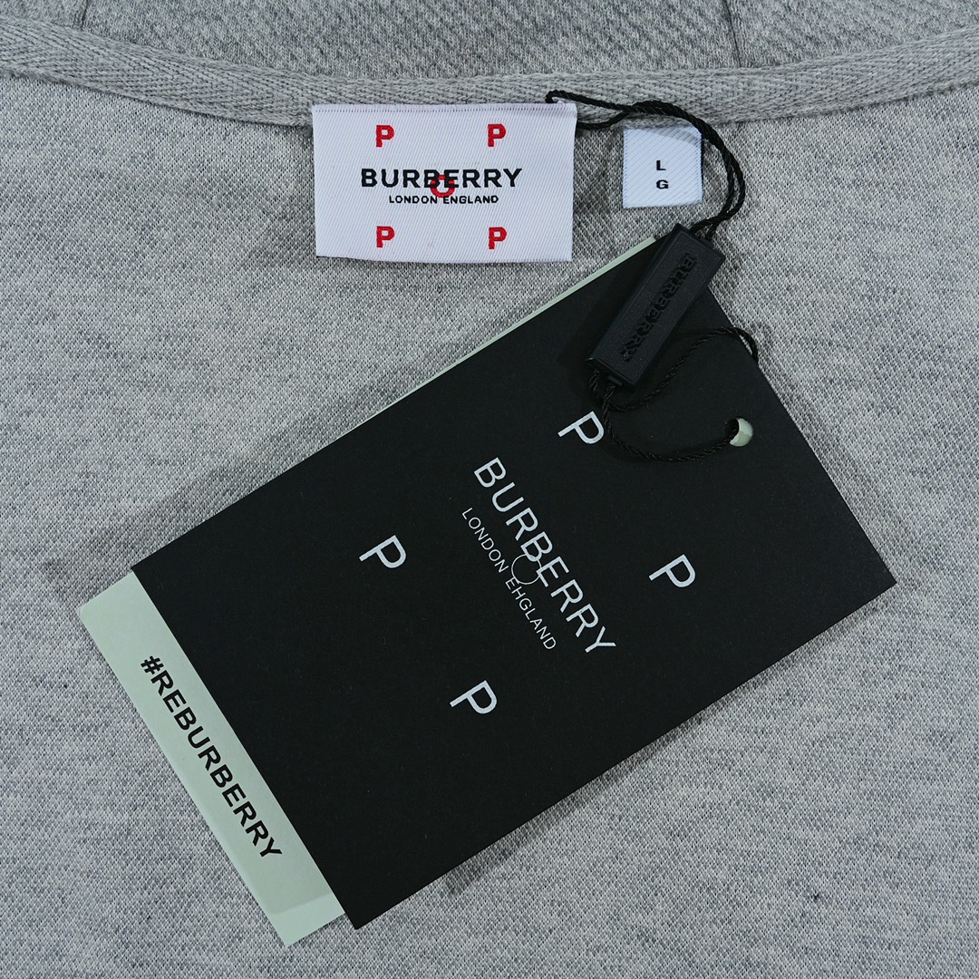 Burberry & Pop Trading 联名胶囊系列印花连帽卫衣