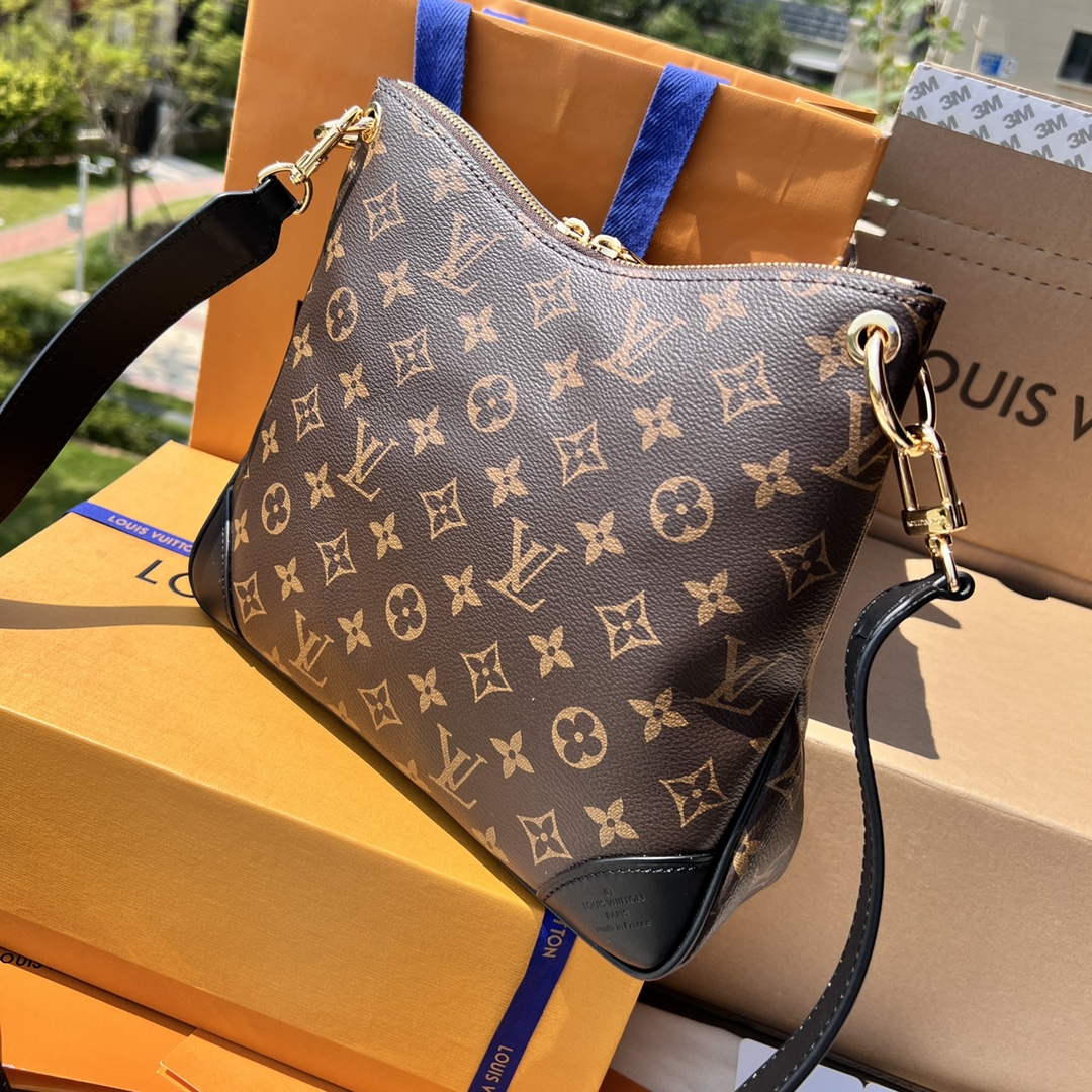 非市场普通货 进口皮料半钢五金m45353尺寸:28×25×9cmLV渠道资源特供订单牛角包❗️路易威登