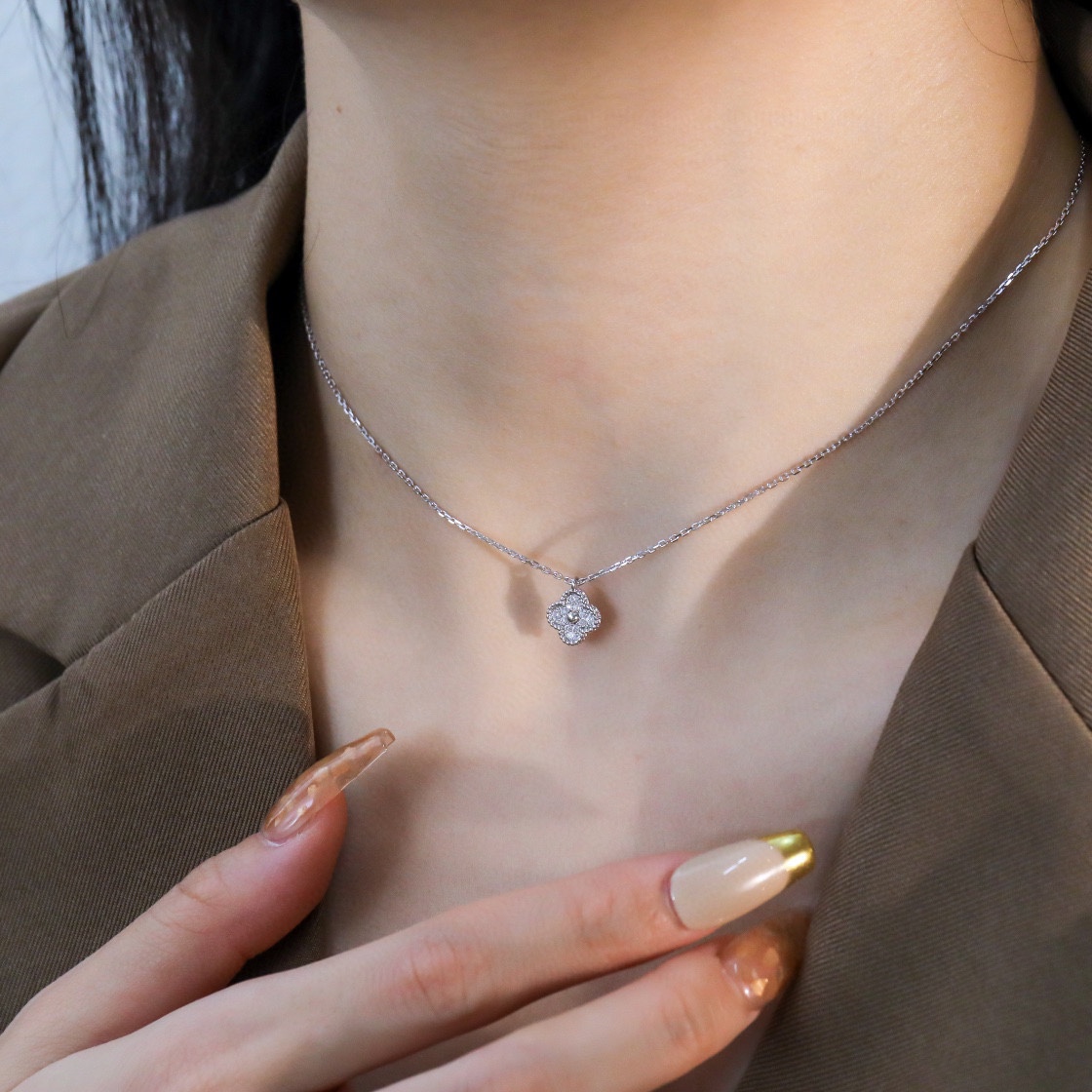 Van Cleef & Arpels vca mini四叶草满钻项链 统一升级链条