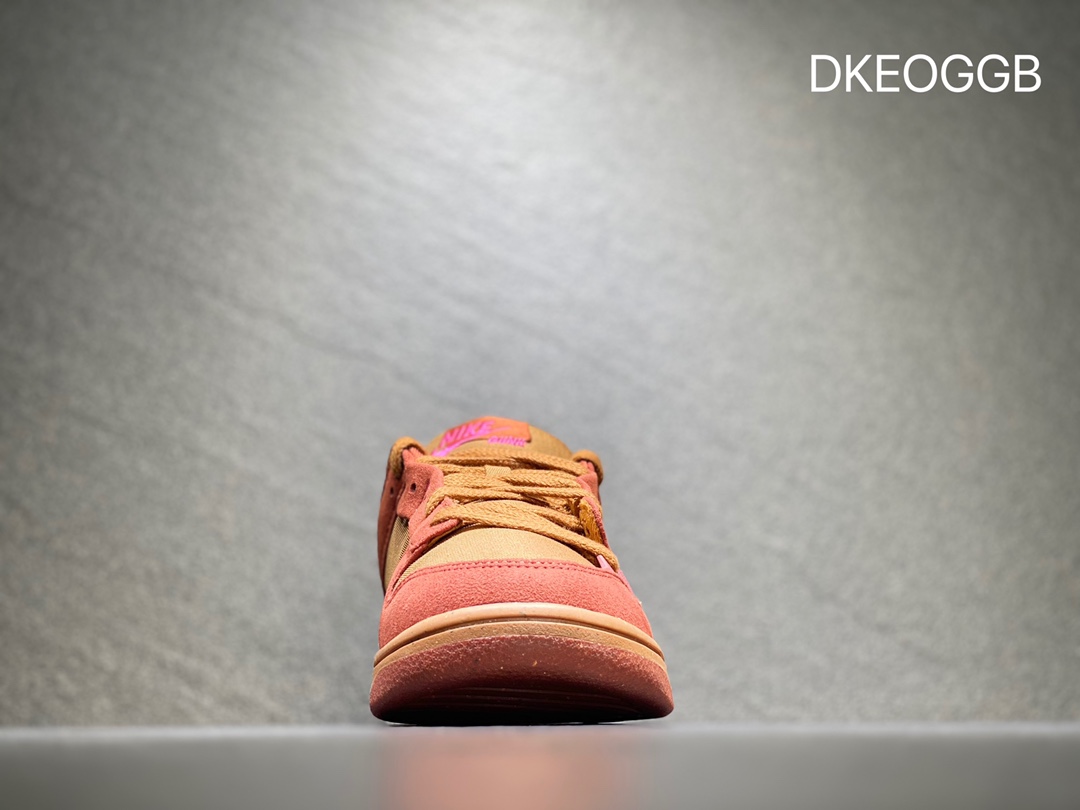 300 Nike SB dunk Low 低帮休闲运动滑板板鞋  DH4402-200
