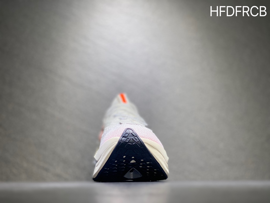 260 Nike Air Zoom Alphafly NEXT% 2 ”Proto” 全新马拉松超级跑鞋 DV9422-300