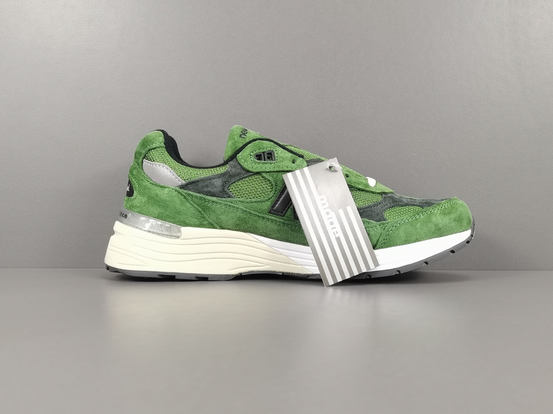  【专柜版：NB】草绿色 联名 JJJJound x New Balance 992系列 经典百搭低帮复
