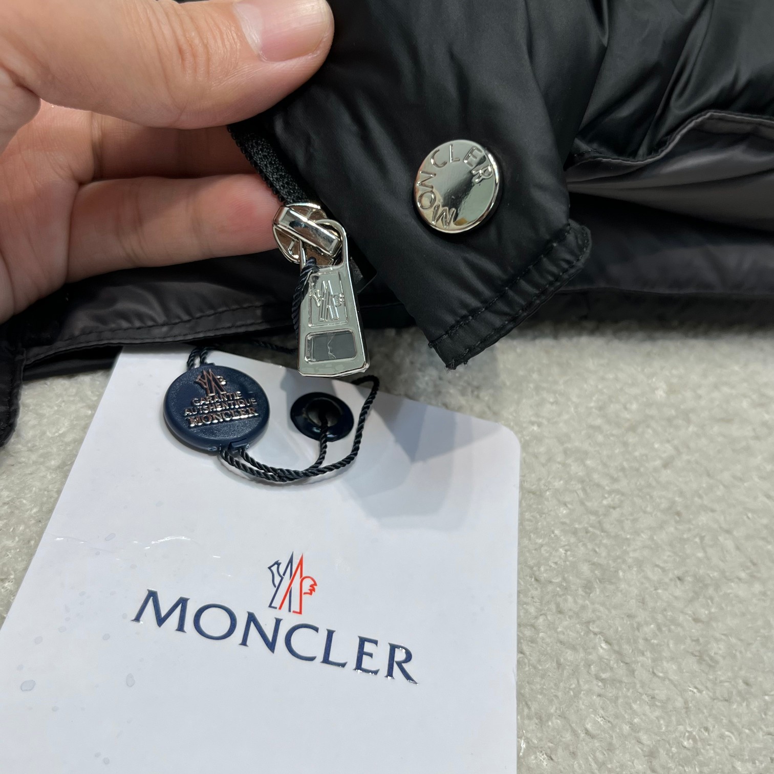 M*ler 22Fw 时尚立领新款 修身羽绒服夹克外套