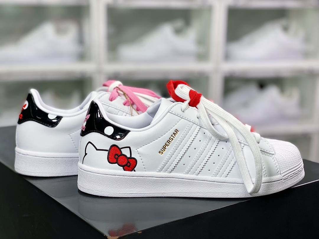 180  IP《Hello Kitty》 x Originals Superstar"Whit Black Beaded"贝壳头系列低帮GW7168