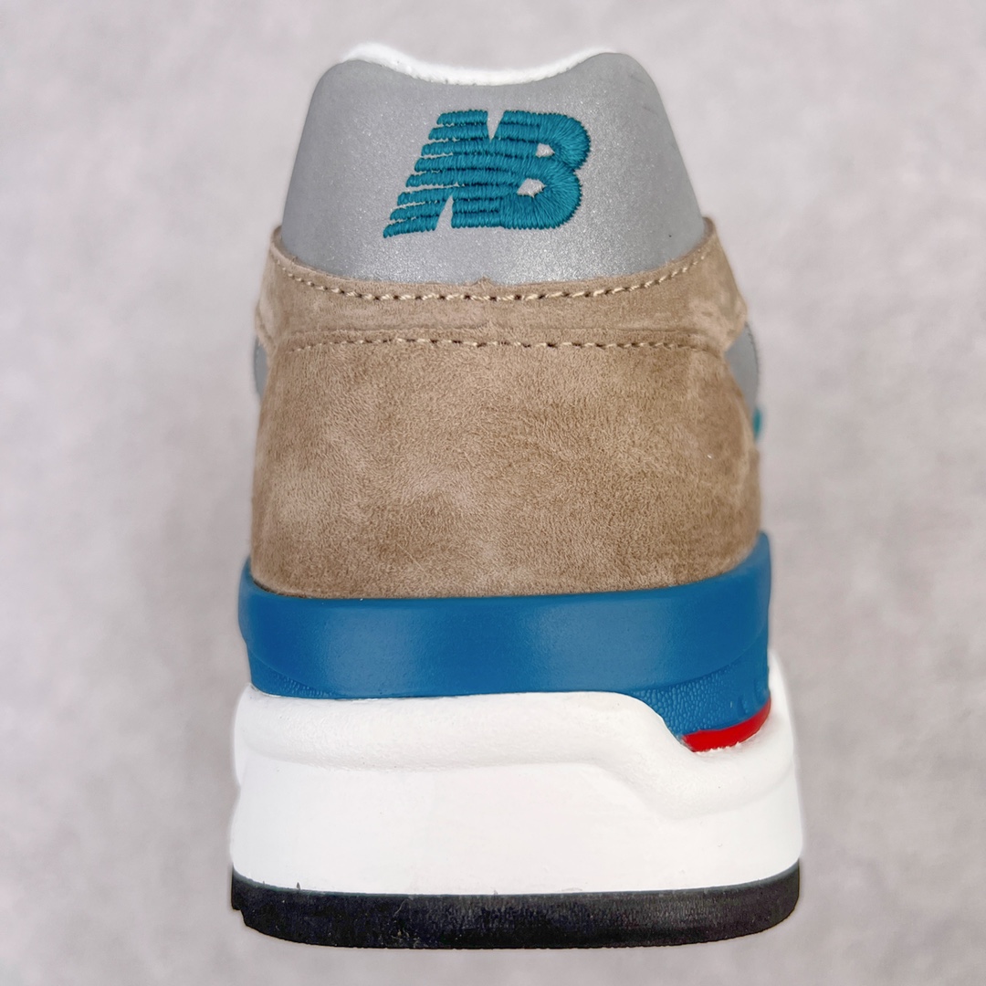 图片[8]-＃K版纯原 New Balance M998 Made in USA NB新百伦高端美产血统系列经典复古休闲运动慢跑鞋 NB998 诞生于 1993 年，作为第一双使用 ABZORB 缓冲材料的鞋款，一经发售就受到大量消费者的热烈追捧，如今已经成为了历久不衰的经典代表鞋款之一。原楦原数据开发版型 以优质面料制成鞋面结构。鞋面采用经典网眼布材质，辅以绒面革覆盖，带来更加清爽舒适的穿着体验。鞋舌上标记的 \\\”998\\\” 字样增强鞋款辨识度的同时，为鞋款注入更多动人细节。鞋款采用 ABZORB 缓冲材料的中底，通过缓冲和压缩阻力相结合来吸收冲击，稳定性高，不易打滑，助你畅享舒适有型的运动体验。采用猪巴革组合网织鞋面材质 后跟嵌入TPU装饰条稳固 升级原装5层独立私模 尺码：36 36.5 37 38 39.5 40 40.5 41.5 42 42.5 43 44 44.5 45-选品中心