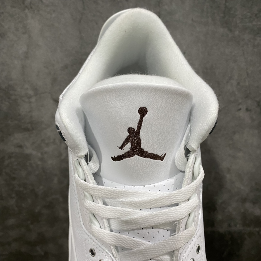 图片[8]-Air Jordan AJ3 Retro 摩卡配色 136064-122 完美还原细节 原装进口皮料 正确石头纹 纳帕纹结合 原厂私磨 正品鞋型 鞋舌飞人刺绣针数立体讲究精细 原厂中底钢印 欢迎对比正品原鞋 尺码：40.5 41 42 42.5 43 44 44.5 45 46 47.5-选品中心