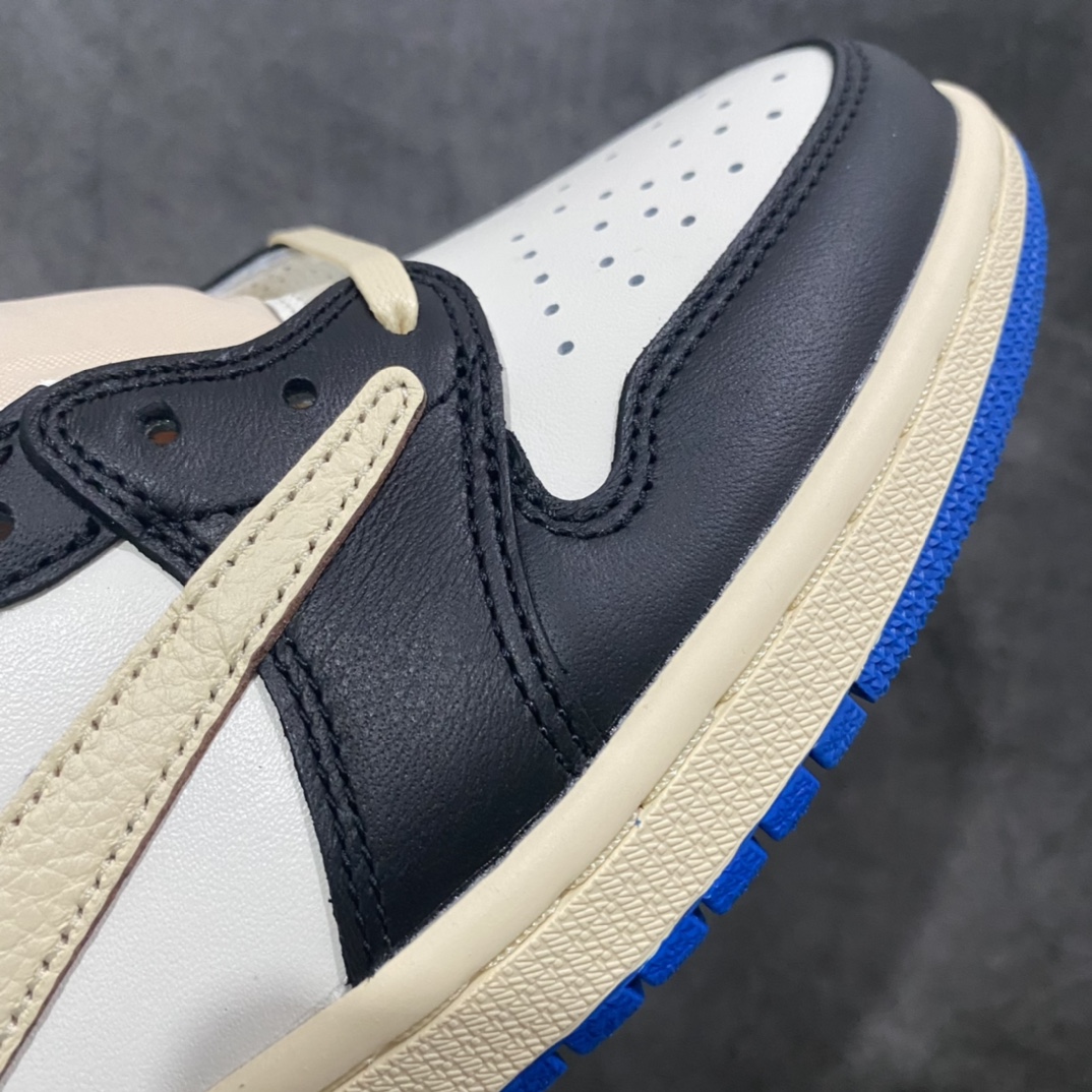 图片[6]-PK纯原 Travis Scott x Fragment x Air Jordan AJ1 Low OG SP 三方联名闪电倒勾低帮 DM7866-140 原盒原配 外盒透明胶套 内侧字体 工整带凹凸感 原厂拉帮工艺 针距密度一致 全新升级网板中底 原楦原纸板开发 后跟弧度收口自然不对折 极致一眼正品既视感 原厂皮料 进口玻璃冲刀皮料裁剪零毛边 承诺百分百一致原鞋 全鞋电脑针车工艺 鞋面清洁度最高QC检验标准 控制溢胶 飞翼3D高频深度立体 鞋盒、防尘纸 均采购来自原厂 尺码：36 36.5 37.5 38 38.5 39 40 40.5 41 42 42.5 43 44 44.5 45 46 47.5-选品中心