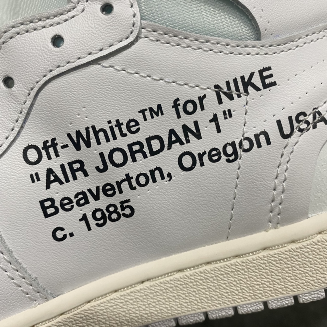 图片[8]-OG纯原 OFF-WHITE x Air Jordan AJ1 OW联名欧限纯白 AQ0818-100 原盒原配 鞋面网纱、后跟港宝等材料 均采购来自原厂 针车孔深度 标语字体大小间距 侧边外露海绵 极致还原乱真 所有模具原鞋拆解开发 打造市售最强版本 尺码：36 36.5 37.5 38 38.5 39 40 40.5 41 42 42.5 43 44 44.5 45 46 47.5-选品中心