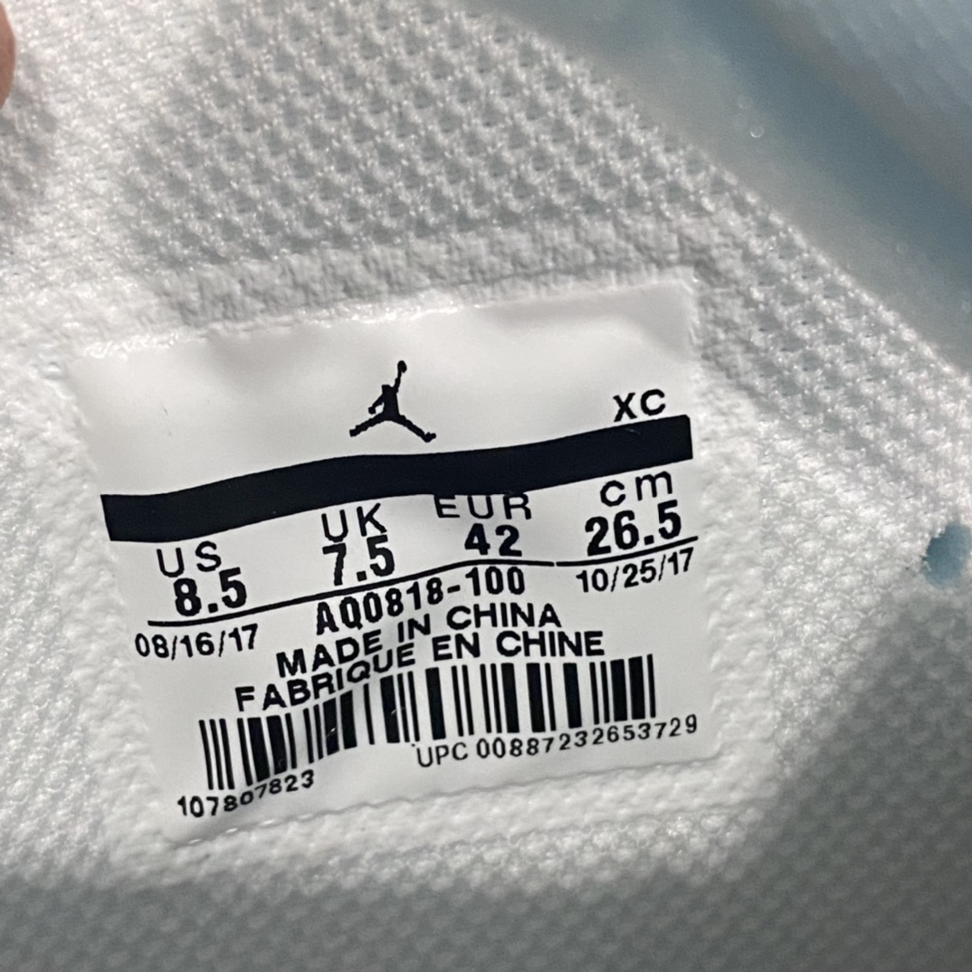 图片[5]-OG纯原 OFF-WHITE x Air Jordan AJ1 OW联名欧限纯白 AQ0818-100 原盒原配 鞋面网纱、后跟港宝等材料 均采购来自原厂 针车孔深度 标语字体大小间距 侧边外露海绵 极致还原乱真 所有模具原鞋拆解开发 打造市售最强版本 尺码：36 36.5 37.5 38 38.5 39 40 40.5 41 42 42.5 43 44 44.5 45 46 47.5-选品中心