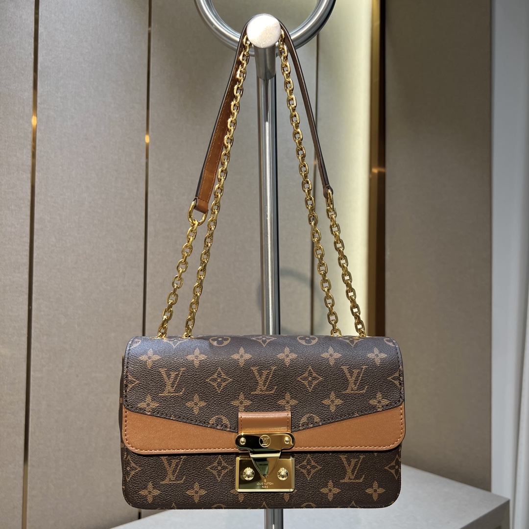 Louis Vuitton LV Pochette MeTis Handbags Crossbody & Shoulder Bags Monogram Canvas Cowhide Chains M46127