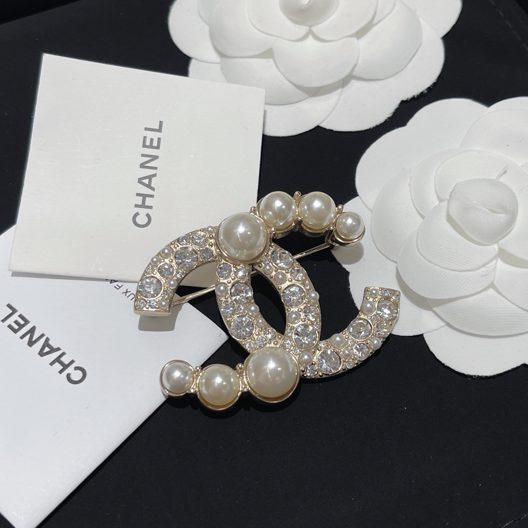 Chanel Haute Couture Haute Joaillerie Fine Jewelry Earrings Necklace 4