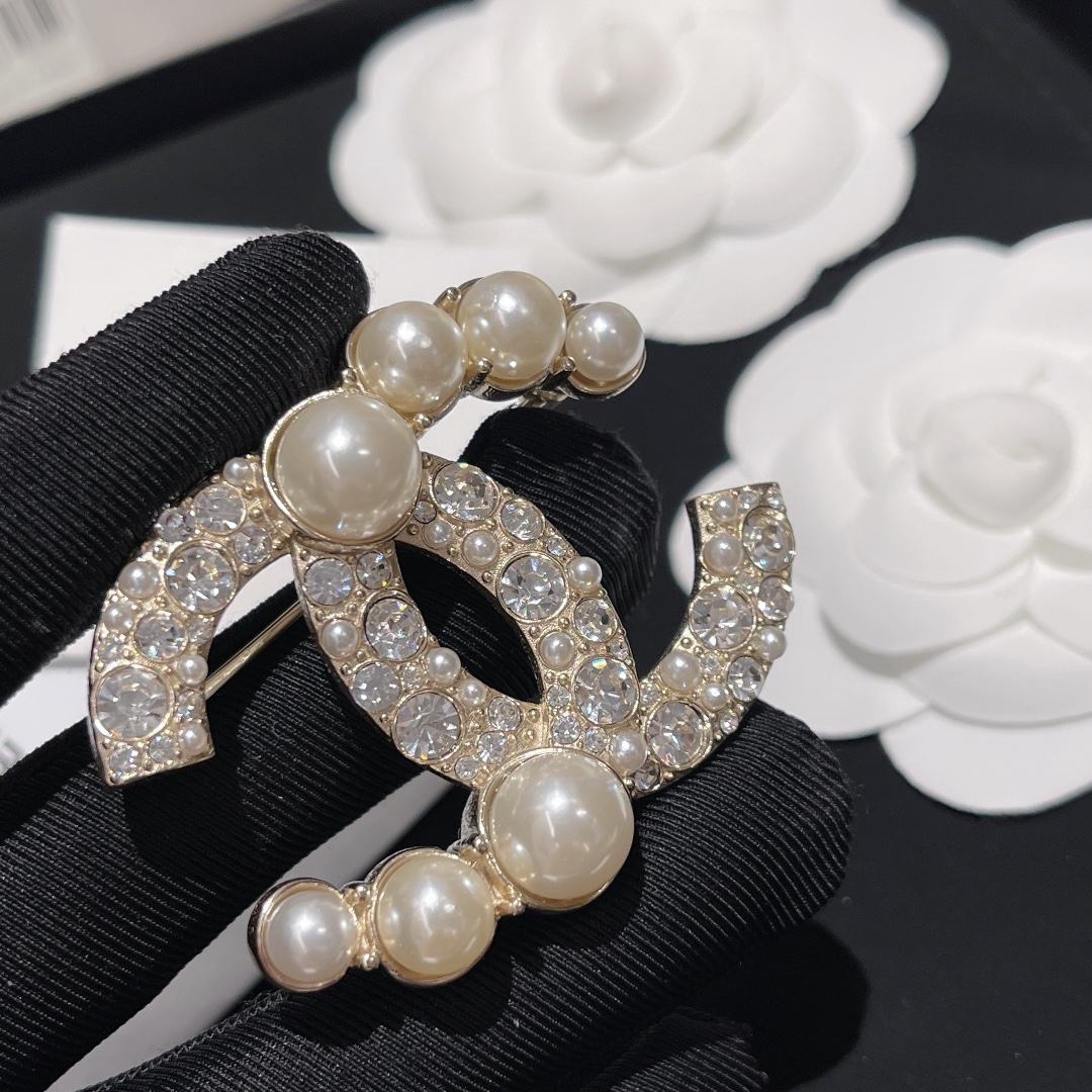 Chanel Haute Couture Haute Joaillerie Fine Jewelry Earrings Necklace 5