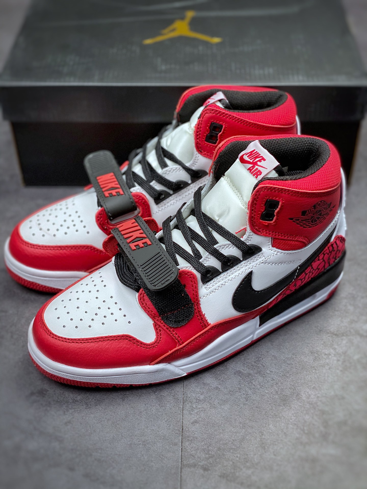 210 Air Jordan Legacy 312 白红 CD7069-116