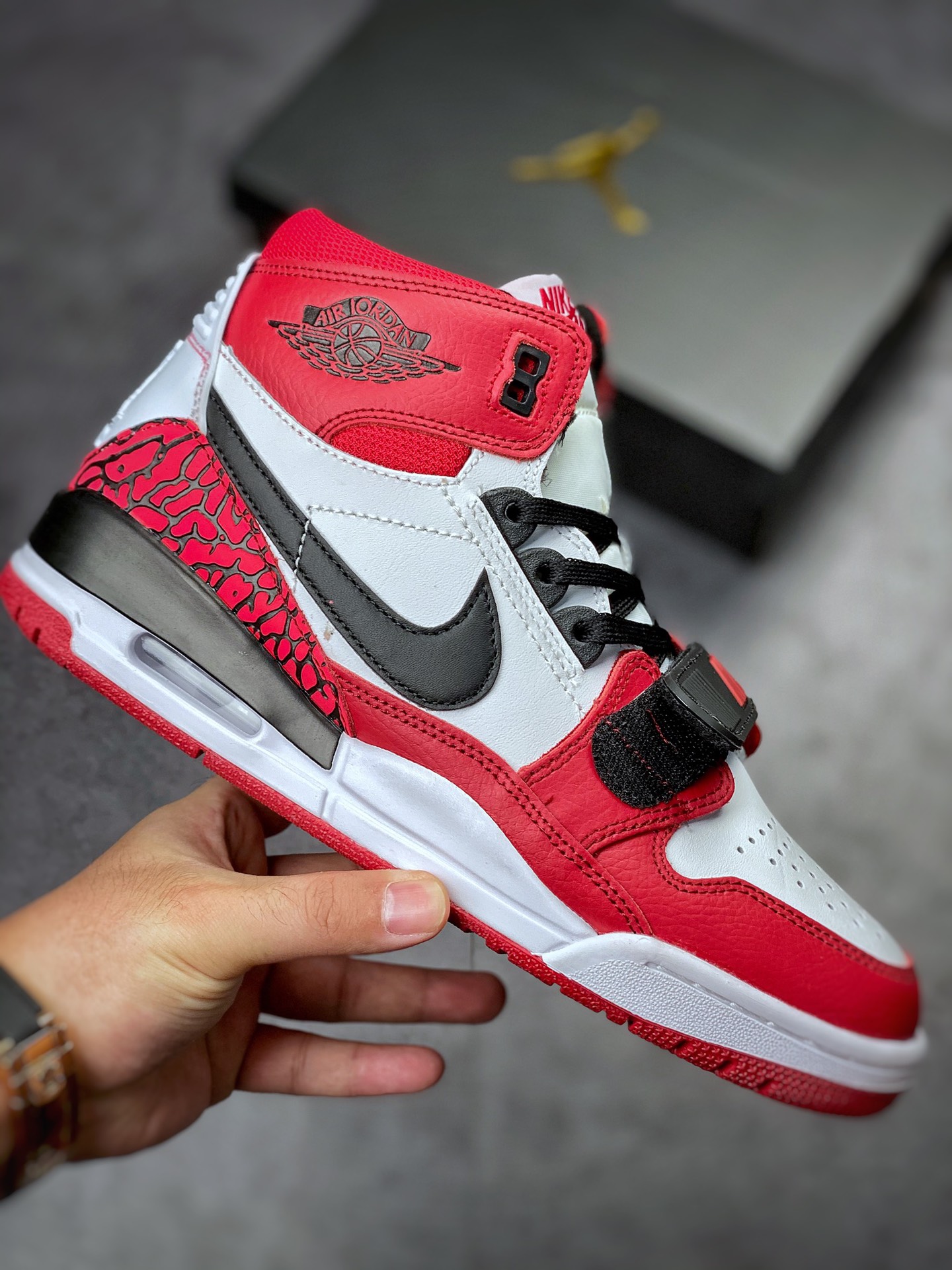 210 Air Jordan Legacy 312 白红 CD7069-116