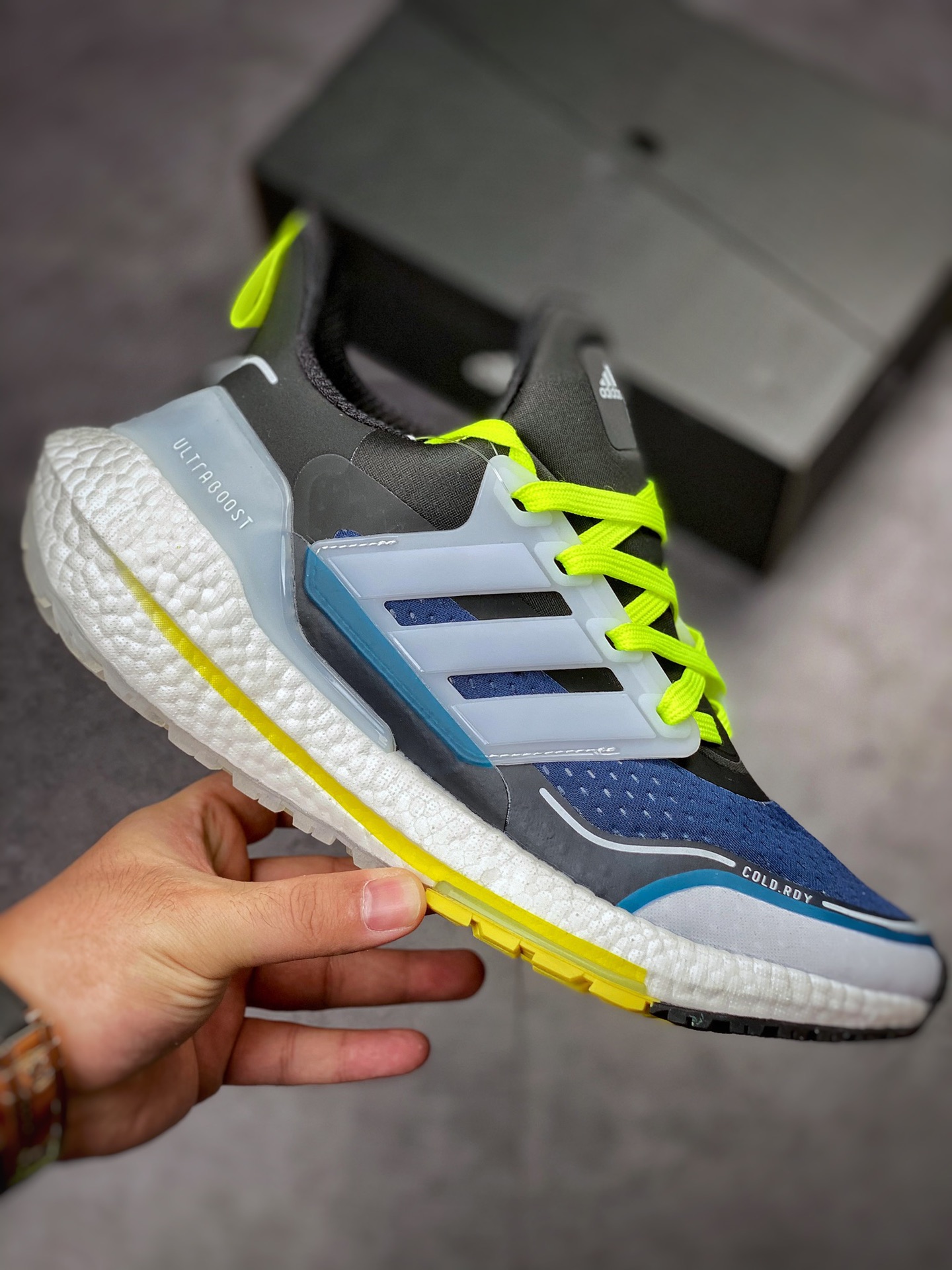 Adidas Ultra Boost 7.0 Blue S23754