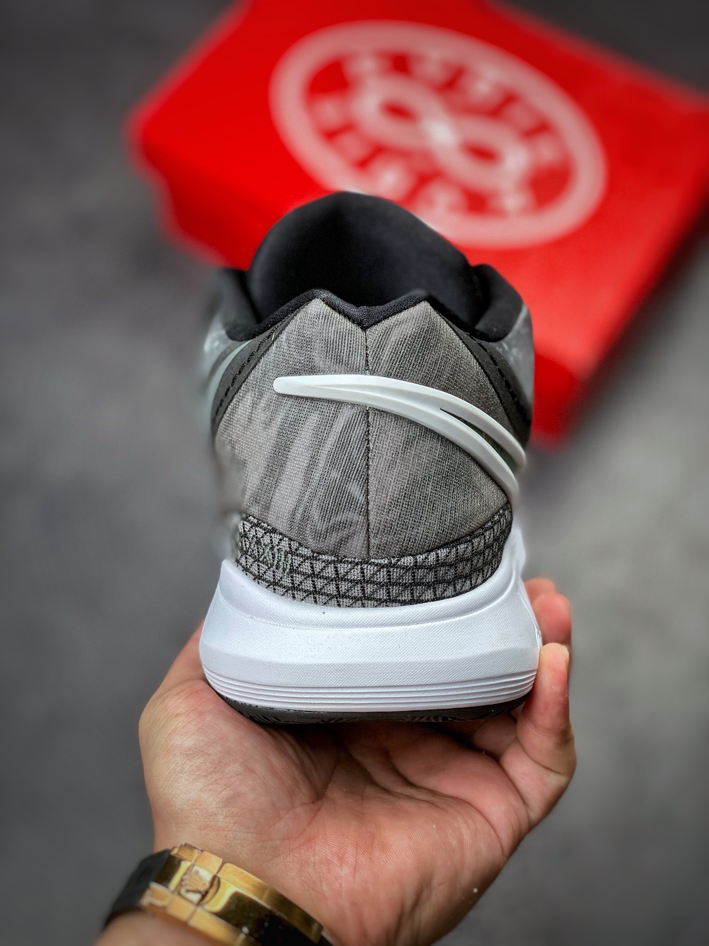 260 Nike Kyrie 8 Infnity EP 欧文8 DJ6017-001