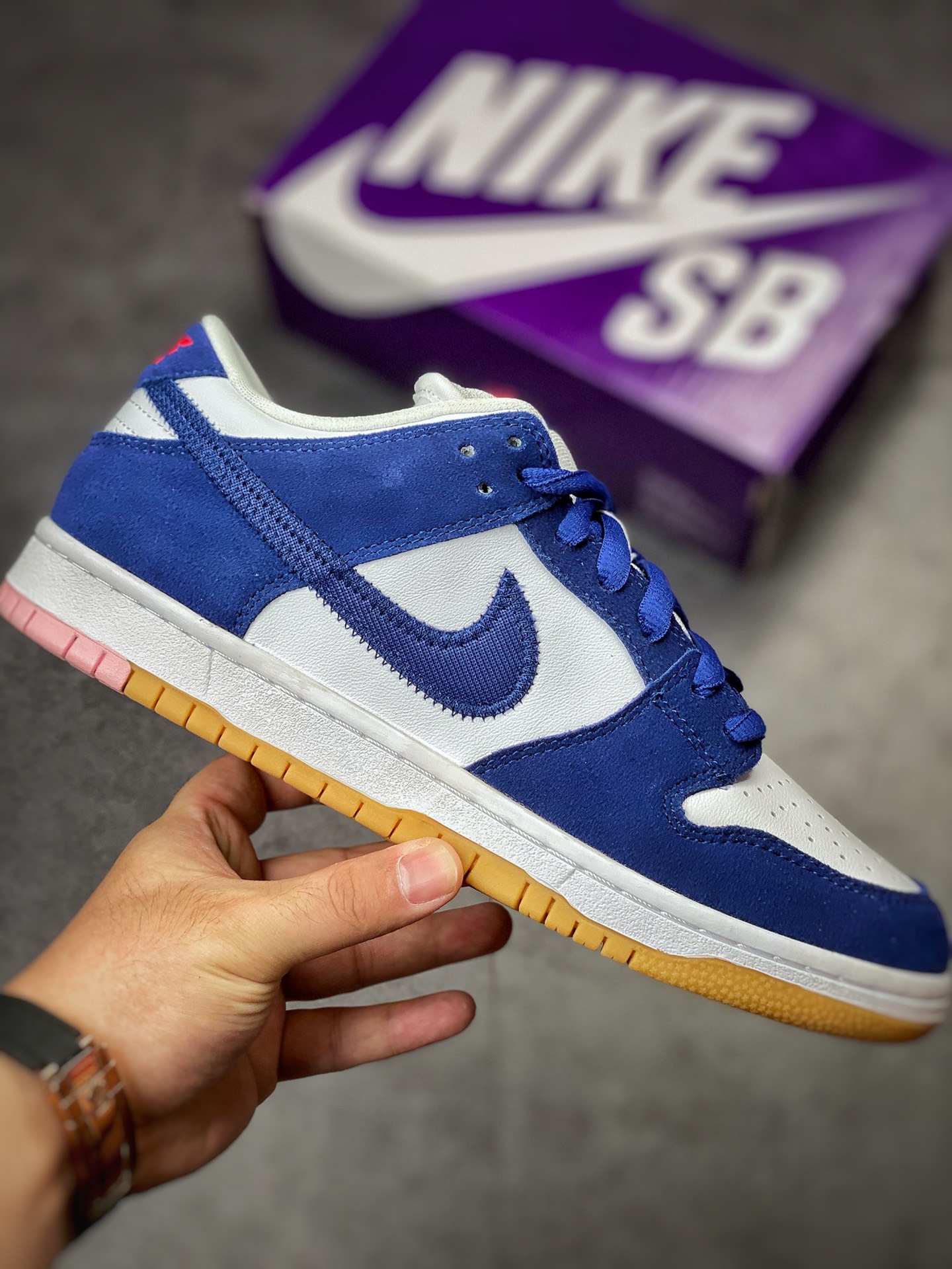 200 Nike SB Dunk Low PRO PRM 白蓝 洛杉矶道奇 DO9395-400