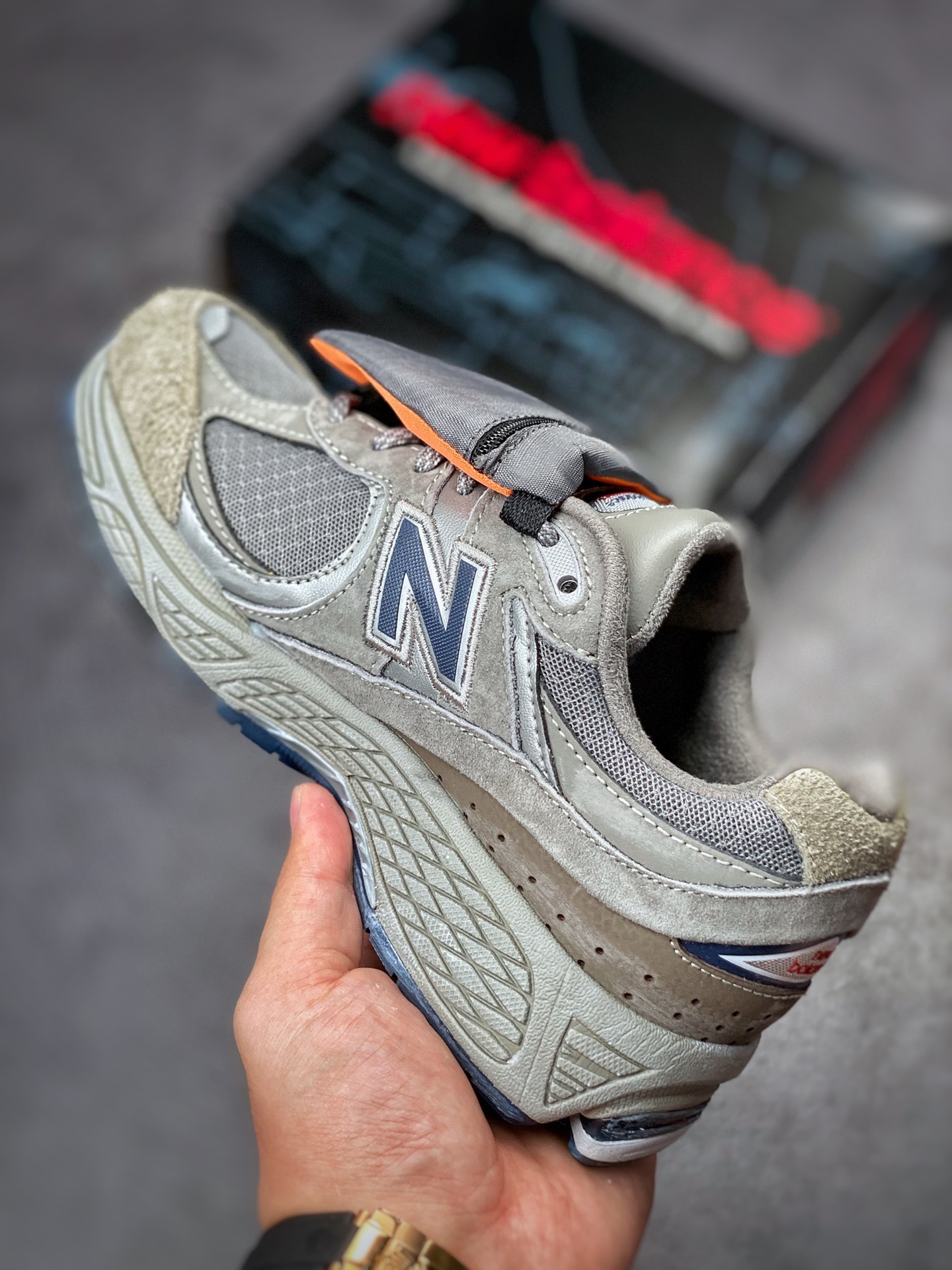 NB 2002R ”Grey” series retro daddy casual sports jogging shoes M2002RVA