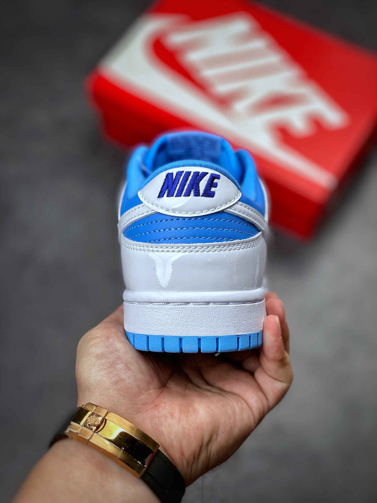 280 Nike SB Dunk Low 漆皮白蓝 DJ9955-101