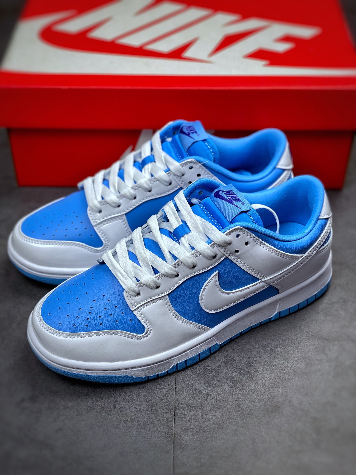 280 Nike SB Dunk Low 漆皮白蓝 DJ9955-101
