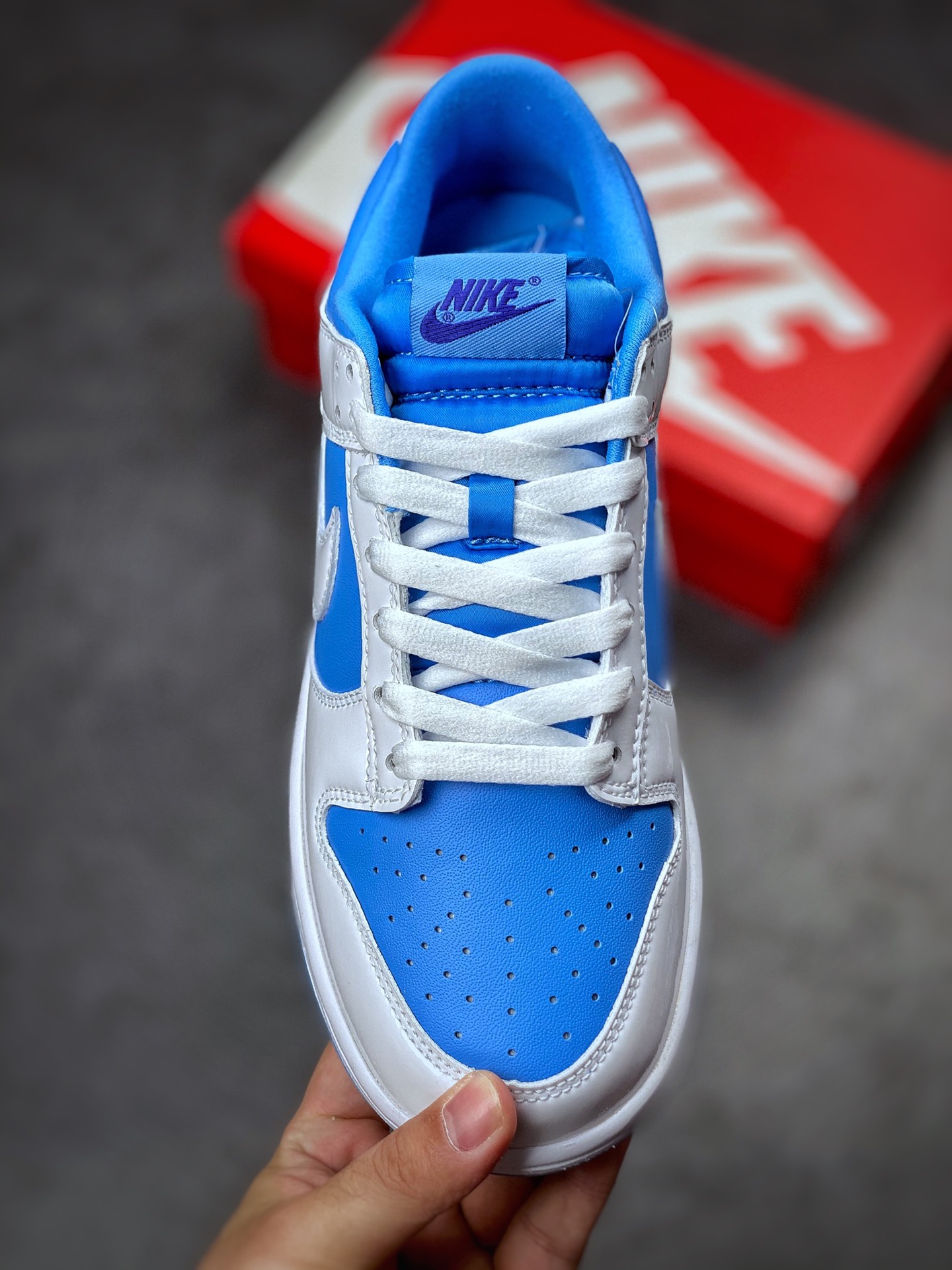 280 Nike SB Dunk Low 漆皮白蓝 DJ9955-101