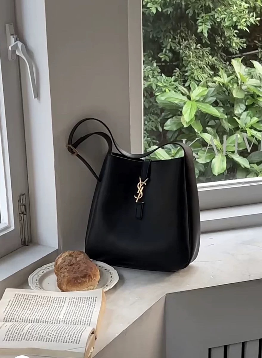 Saint Laurent 圣罗兰 YSL  腋下 水桶包