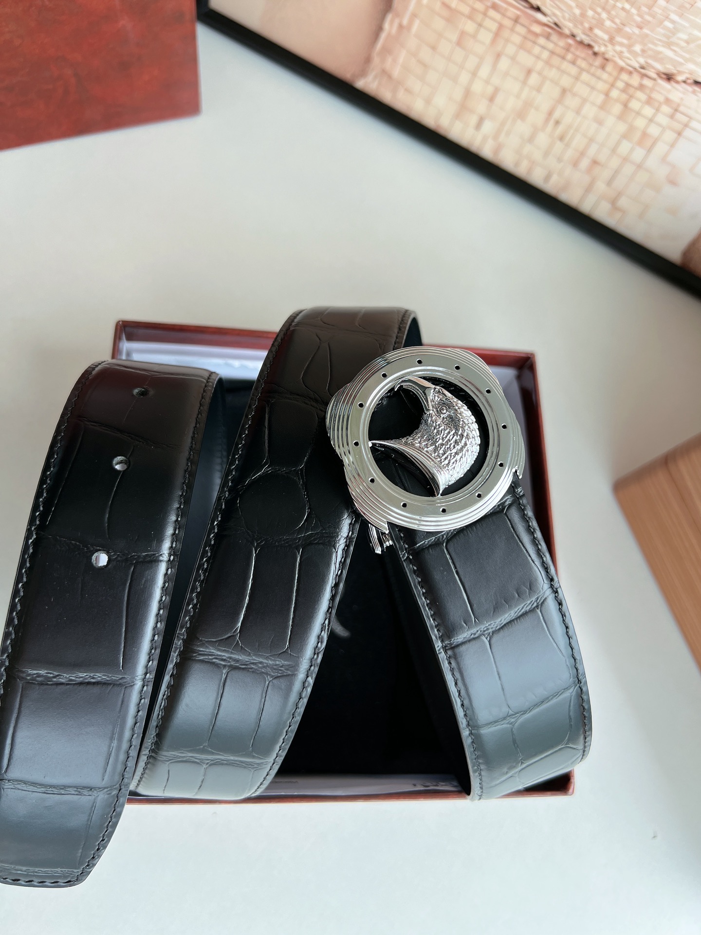 Stefano Ricci Men’s Belts: Classic Steel Eagles with Metal Buttons and Alligator Texture Combinations - 图片 5