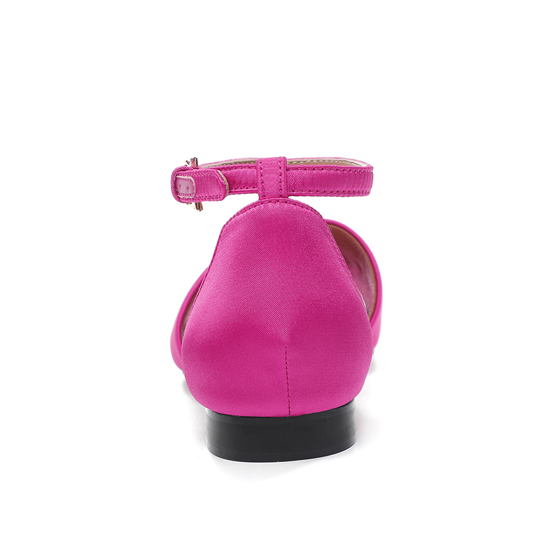Suela de goma de satén rojo rosa: P220m Suela de cuero: P255m Yardage: 35-44 Nº de fábrica: 959-81 M