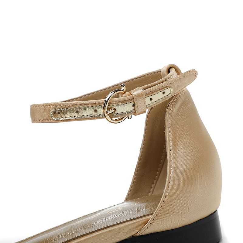 Rose Sands Sateen Rubber Outsole: P220m Leather Outsole: P255m Yardage: 35-44 Factory No.: 959-81 Ma
