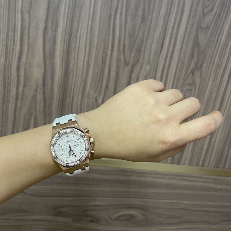 37mm 表盘整圈真钻💎 上手超级好看 回头率直接拉满