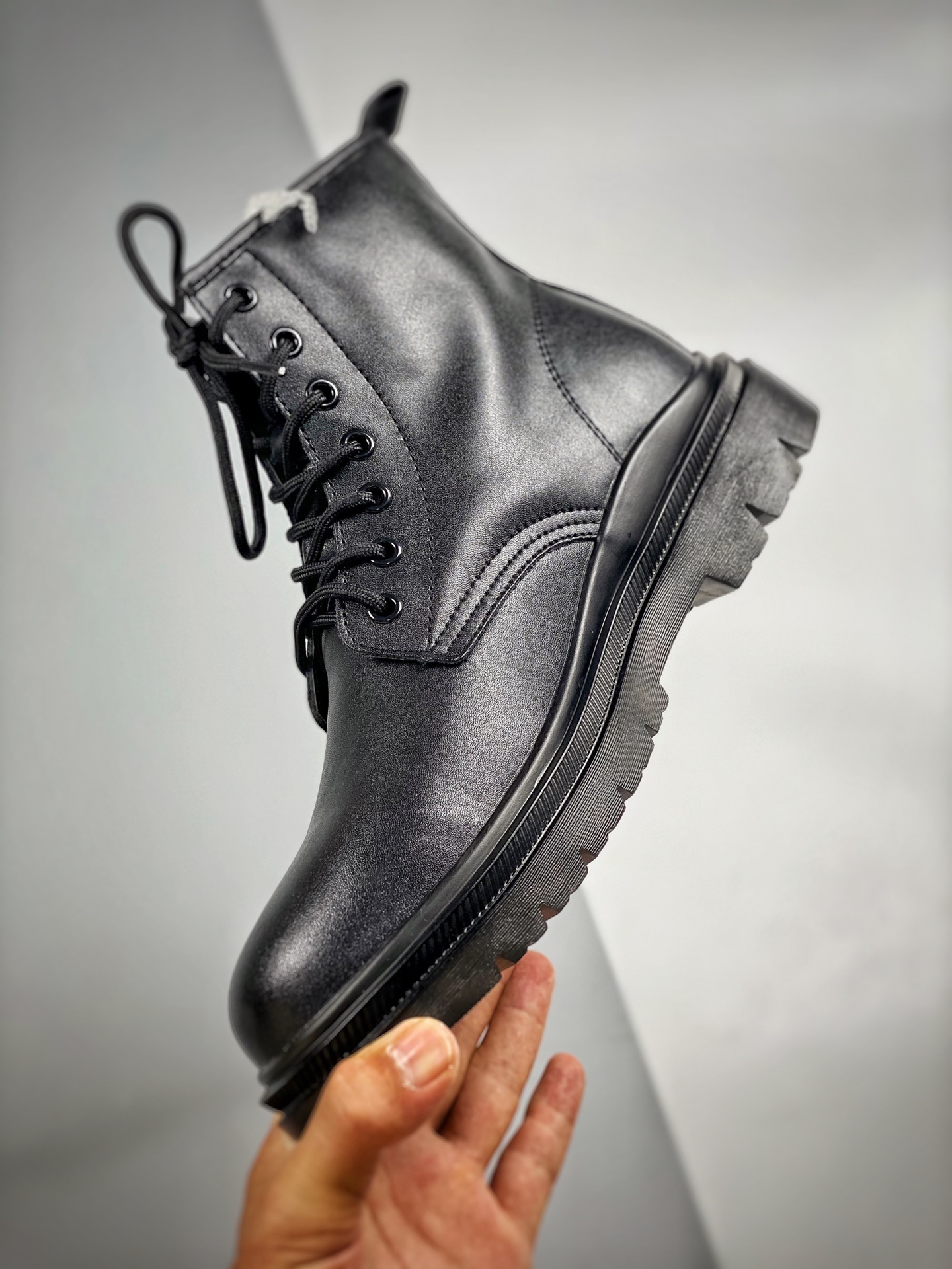 Gucci Classic Retro All-Match Casual Martin Boots Series Gucci Screener GG High-Top Sneaker