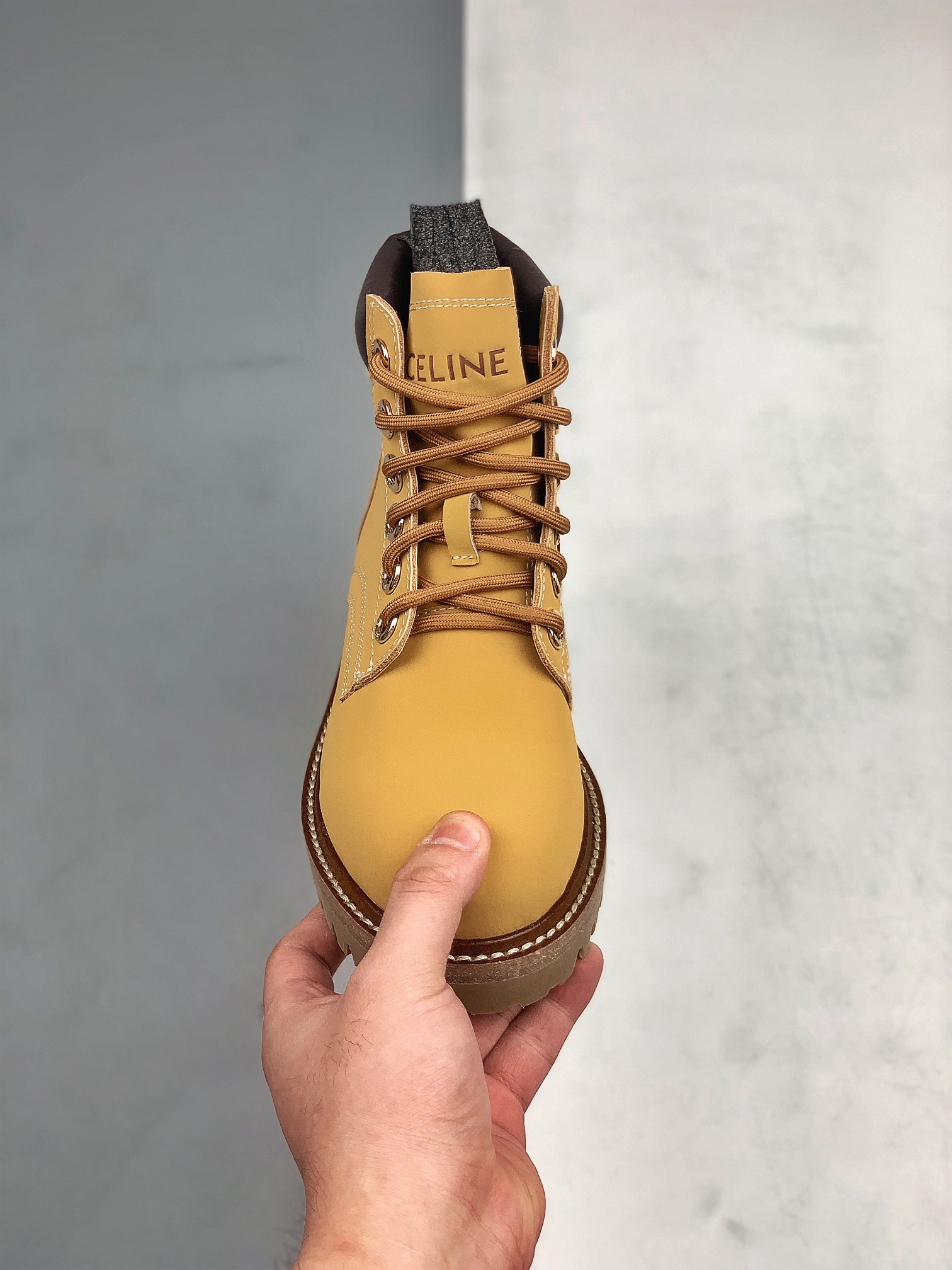 380 Celine Lace Up Boots "Wheat" 赛琳百搭英伦风中筒机车女神款军装马丁靴2022秋冬新品