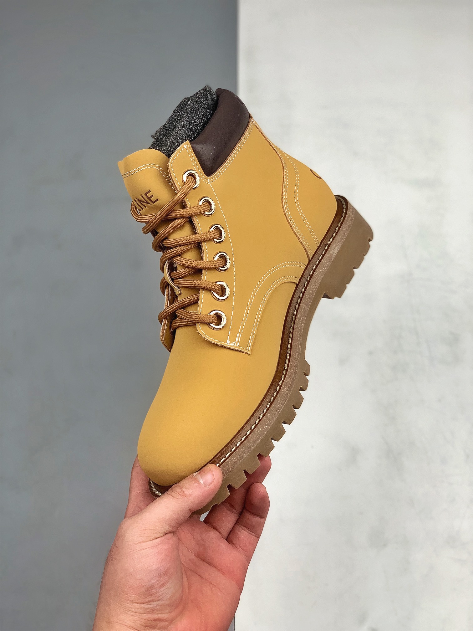 380 Celine Lace Up Boots "Wheat" 赛琳百搭英伦风中筒机车女神款军装马丁靴2022秋冬新品