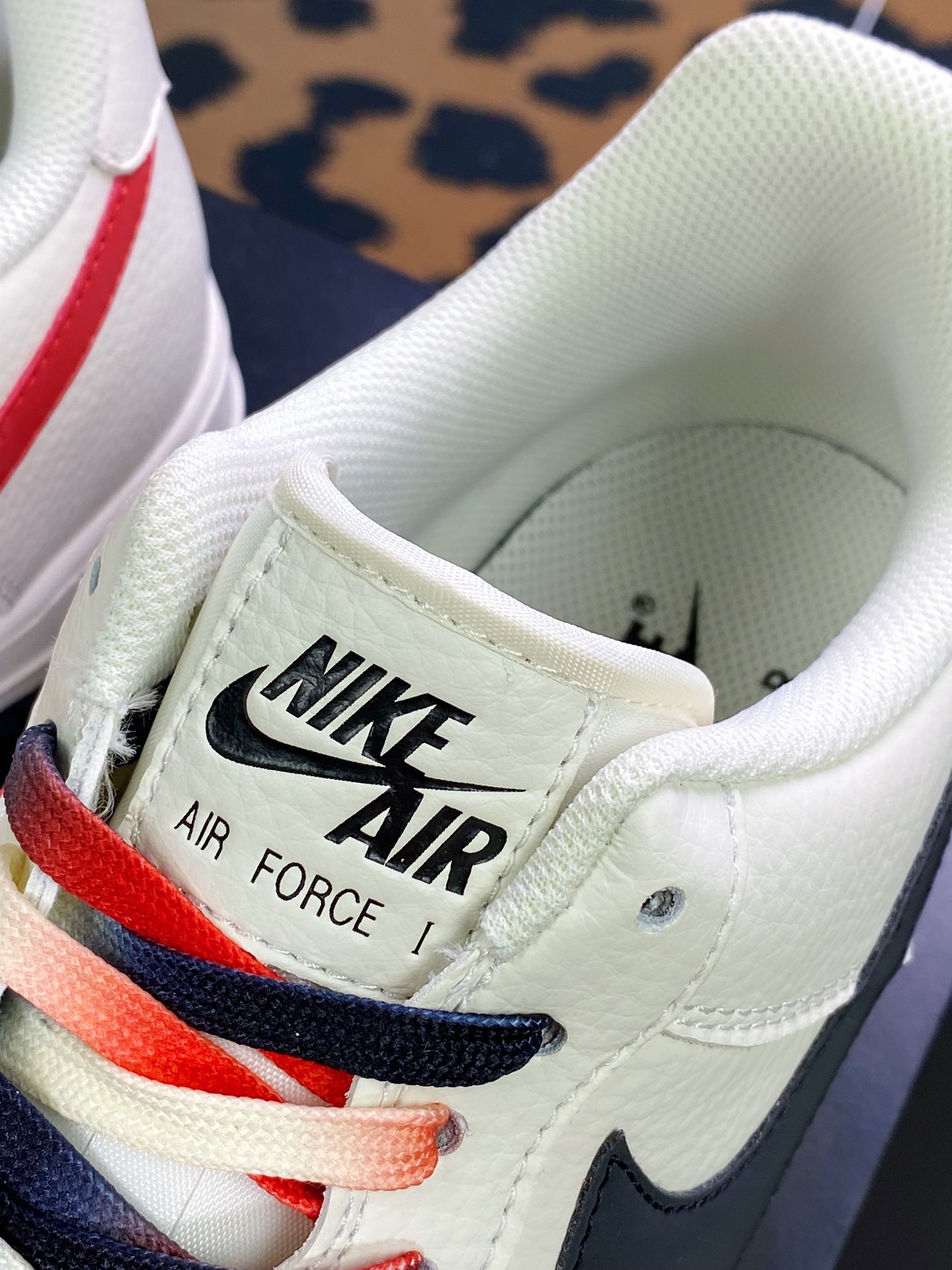 260 耐克Air Force 1’07 QS”Sail/Black/Red/Chicago Bullss”空军一号CH2806-306