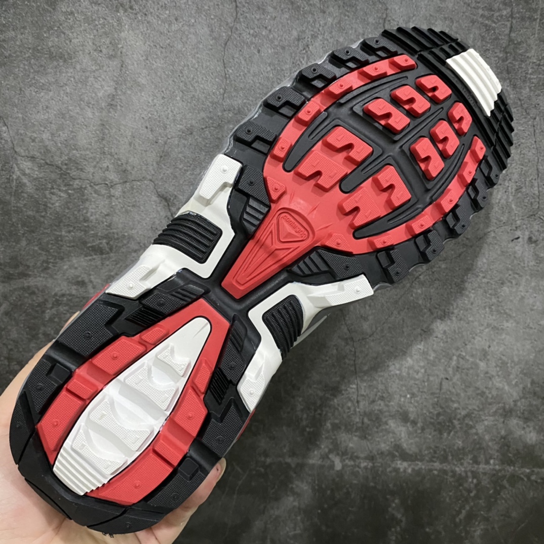 图片[9]-东莞原厂版 法国户外品牌 萨洛蒙 Salomon ACS Pro Advanced 低帮 银红 户外机能功能鞋 轮廓汲取2000年代中期的越野跑鞋设计为灵感，全鞋以灰红为主，鞋带孔眼的金属银成为瞩目焦点。从后跟至鞋尖部分饰有多处品牌标志，呈现强烈的识别元素，后跟双拉环设计同时也作为特色设计。 采用原厂高性能结构鞋面提供稳固支撑性 Air Flow 空气循环特性 原装牛角扣系带开合 原装欧索莱环保去臭环型组合鞋垫 原厂三层双层组合橡胶ACS科技全地形锯齿防滑大底 白敬亭同款，来自千禧年的革新 货号：415537-28 尺码：40 40.5 41.5 42 42.5 43 44 44.5-选品中心