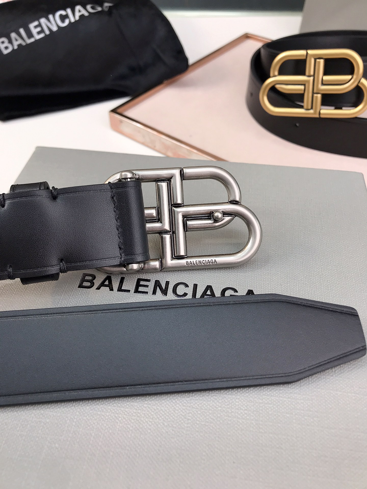 Ba Le’s Retrologo Italian Oxen Skin Belt with Sperm Buttons, 3.0cm Width - 图片 6