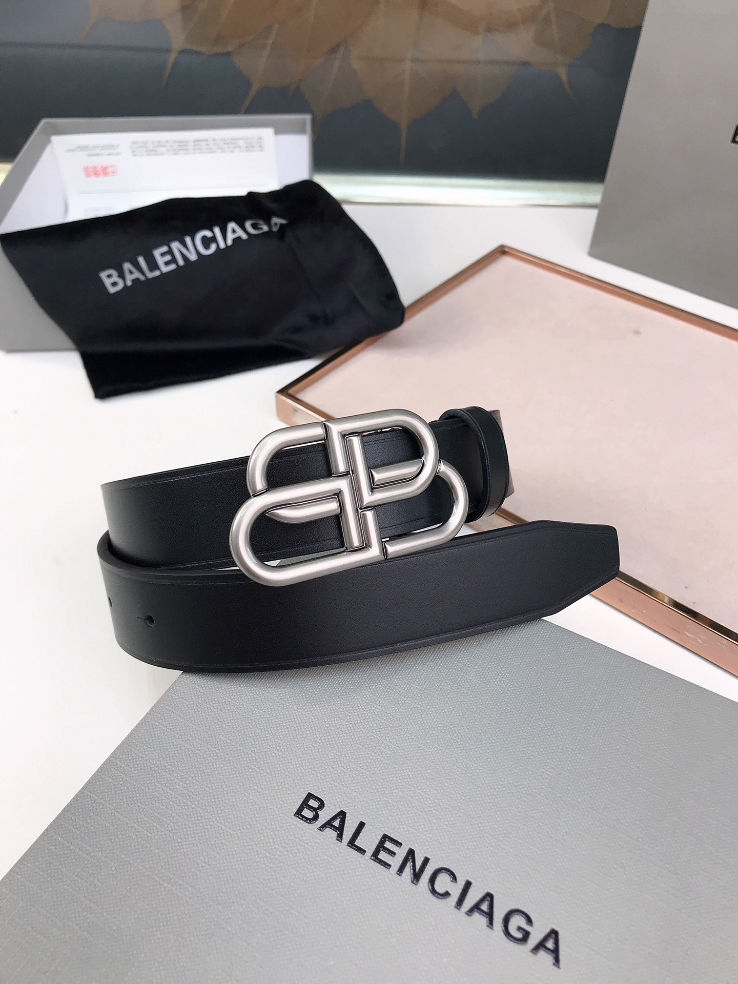Ba Le’s Retrologo Italian Oxen Skin Belt with Sperm Buttons, 3.0cm Width - 图片 1