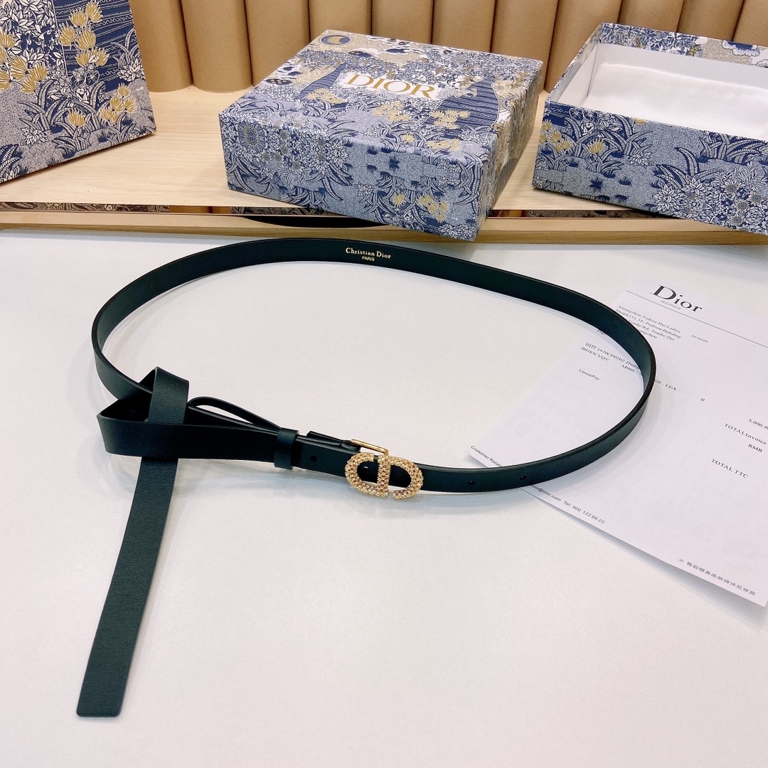 DIOR迪奥1.5Cm宽腰带以经典优