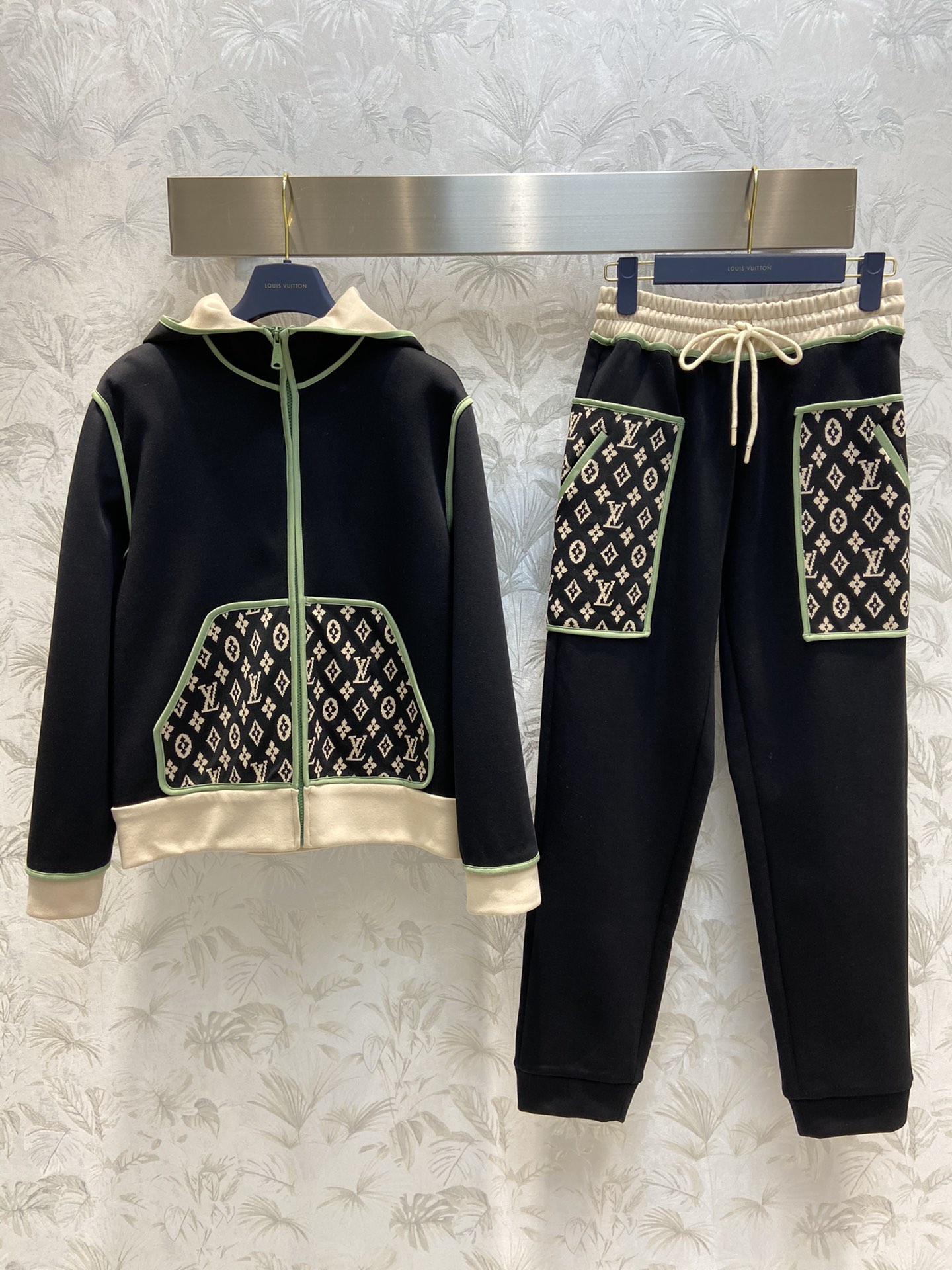 Louis Vuitton Clothing Two Piece Outfits & Matching Sets Cotton Knitting Fall/Winter Collection Hooded Top