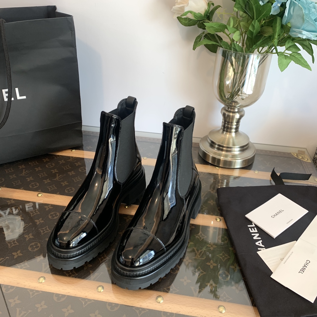 CHANEL 2022 Fall/Winter Patent Leather Platform Chelsea Ankle Boots 4cm Lightweight Platform Imported Mirror-Finish Calfskin Patent