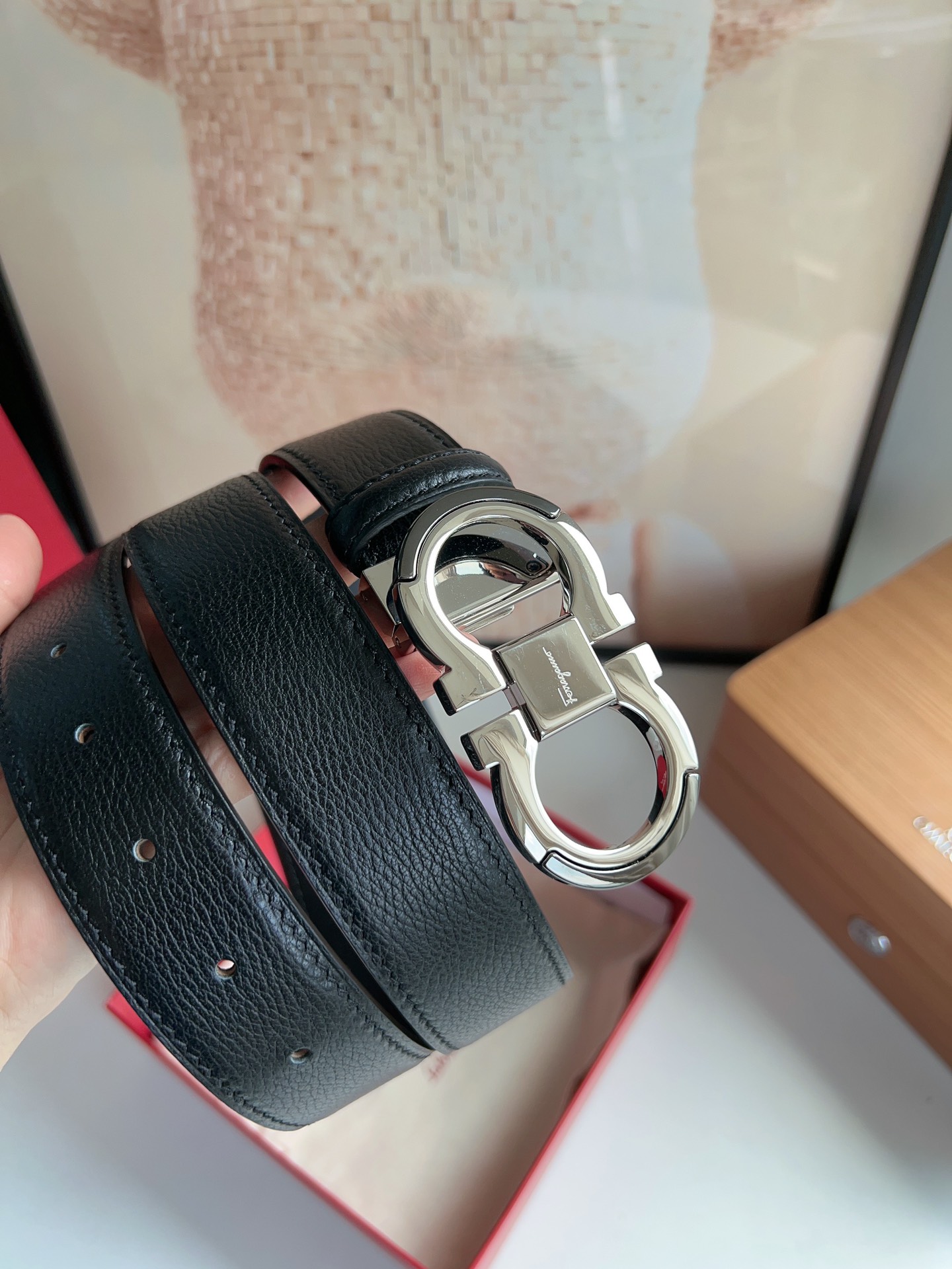 Ferragamo菲拉格慕   Gancini扣男士3.5cm时髦的双面腰带
