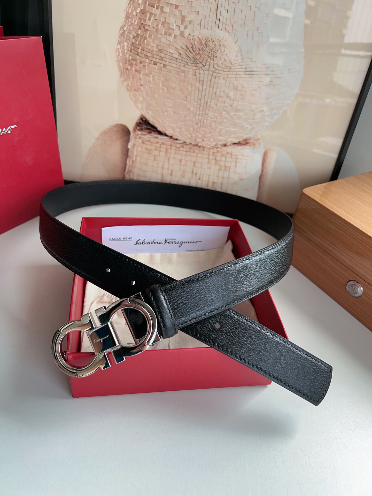 Ferragamo菲拉格慕   Gancini扣男士3.5cm时髦的双面腰带