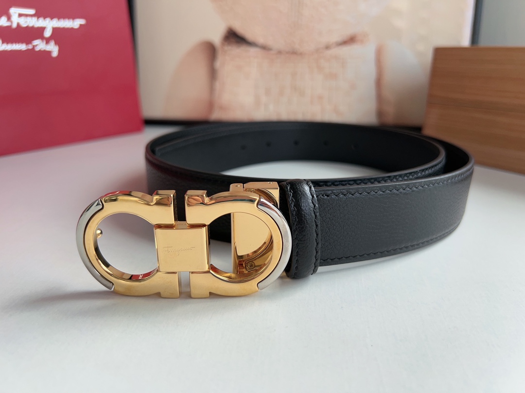 Ferragamo菲拉格慕   Gancini扣男士3.5cm时髦的双面腰带