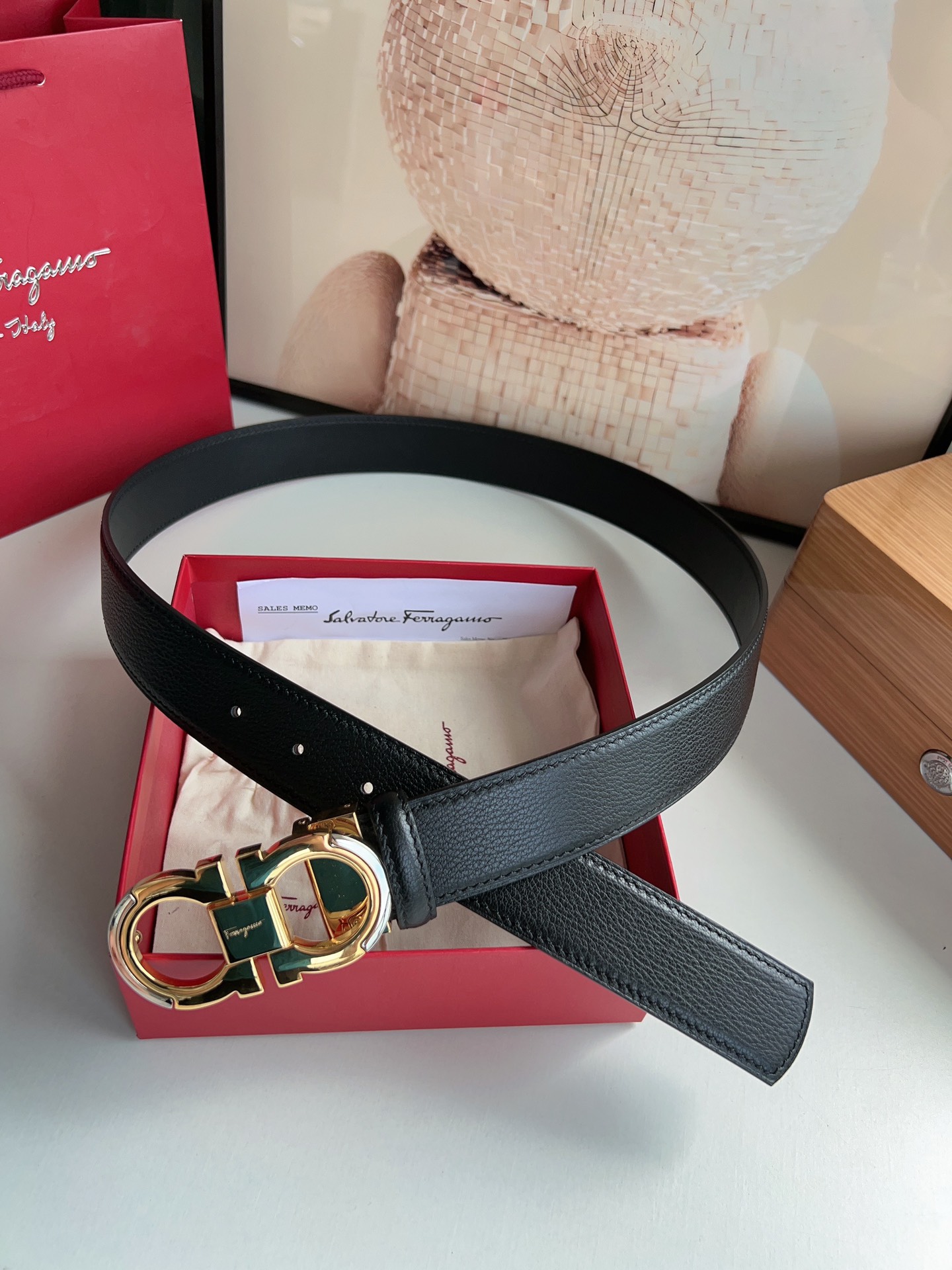 Ferragamo菲拉格慕   Gancini扣男士3.5cm时髦的双面腰带