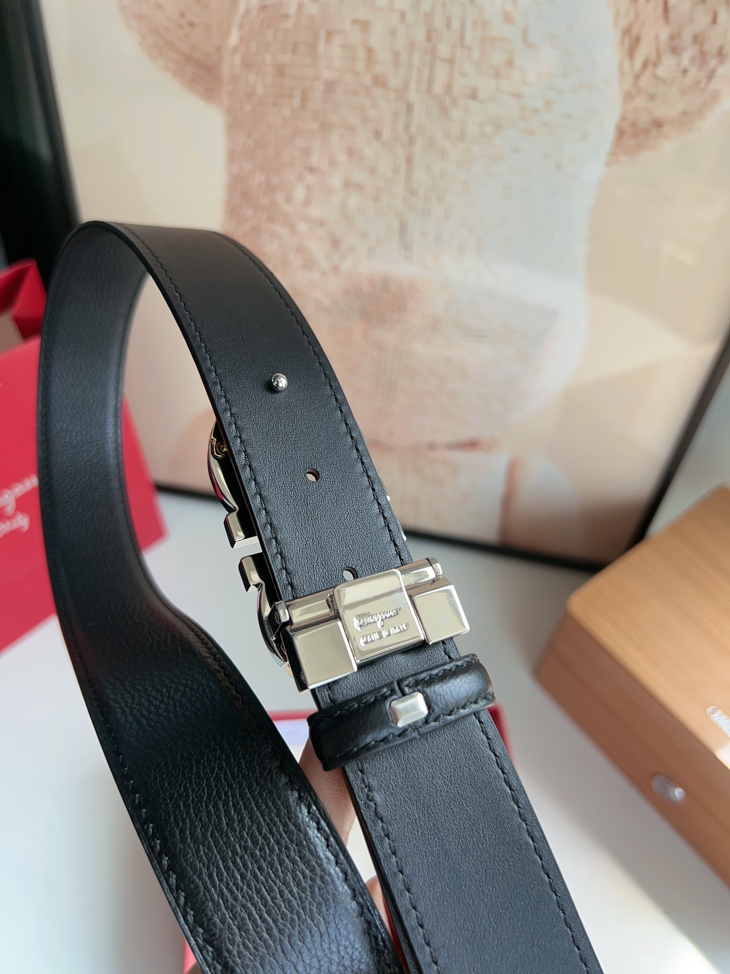 Ferragamo菲拉格慕   Gancini扣男士3.5cm时髦的双面腰带
