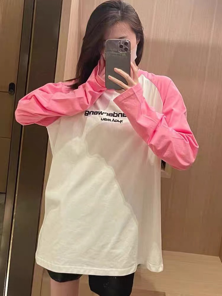 2022Alexander Wang 粉白撞色拼接长袖 经典大王发泡字母印花